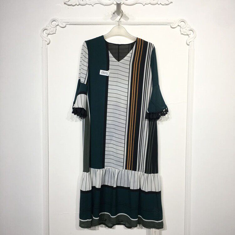 菲系列 8183S164 时尚连衣裙品牌女装折扣颦薪