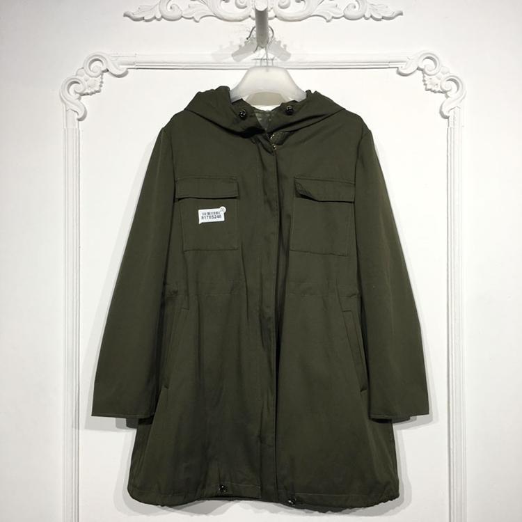 潮系列 8178S248 时尚风衣外套品牌女装折扣颦薪