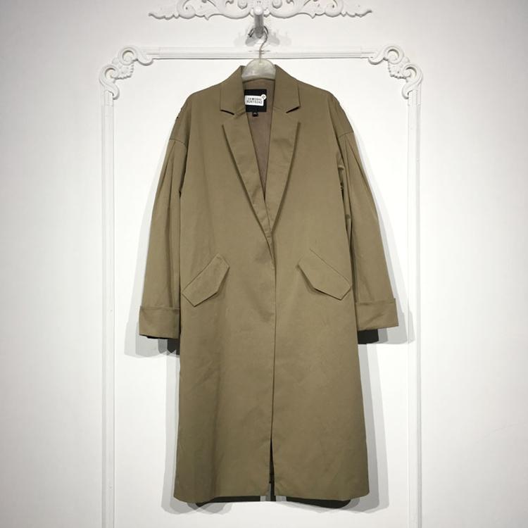 M系列 8261S242 时尚风衣外套品牌女装折扣颦薪