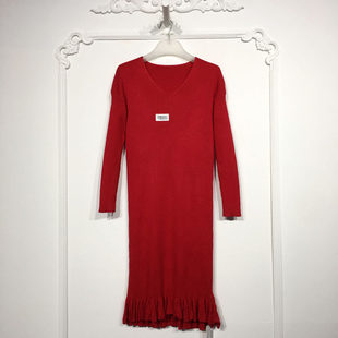 乔系列 8145S233 时尚针织连衣裙品牌女装折扣颦薪