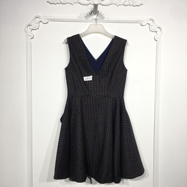 N系列 8166S143 时尚毛呢连衣裙品牌女装折扣颦薪