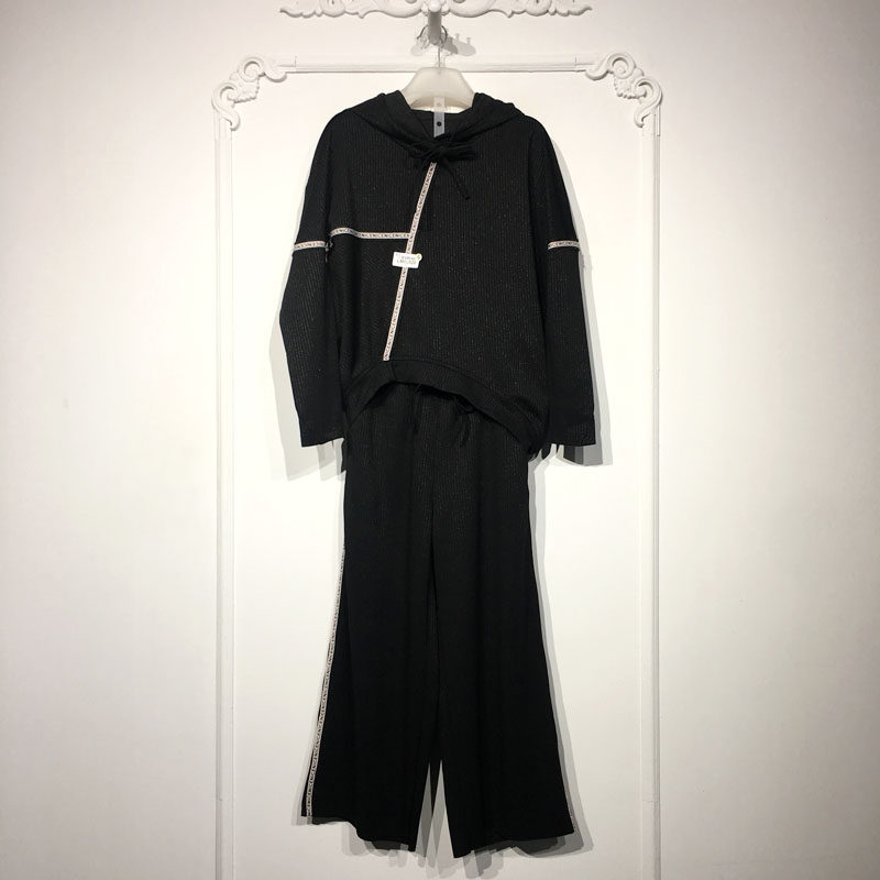 贝MF系列 LM09020 时尚套装两件套品牌女装折扣颦薪