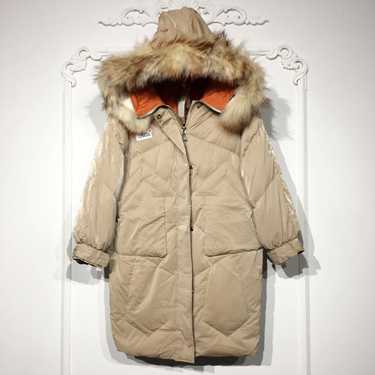 潮系列 8279S056 时尚真毛领羽绒服品牌女装折扣颦薪