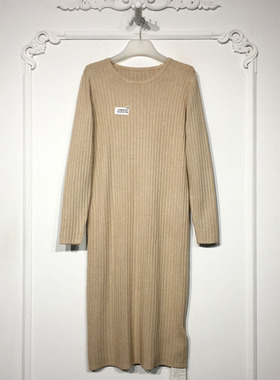 容系列 8326S196 时尚针织连衣裙品牌女装折扣颦薪