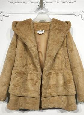 潮系列 8043S122 时尚毛毛短外套品牌女装折扣颦薪