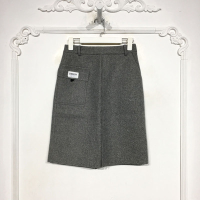 沙系列 D89031 时尚毛呢短裙品牌女装折扣颦薪