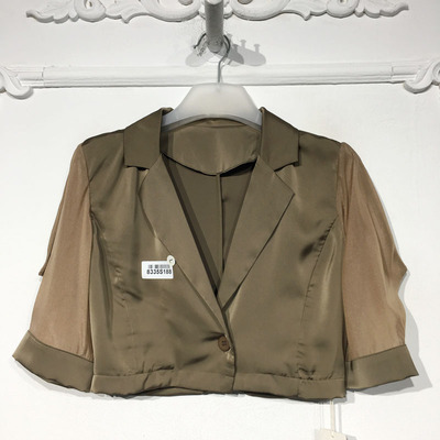 然系列 8335S188 时尚短款外套品牌女装折扣颦薪