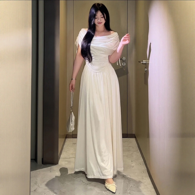 大码女装胖mm法式高级感一字肩荡领连衣裙2025夏季显瘦气质长裙子