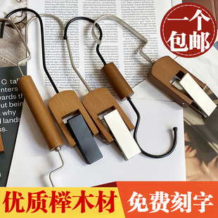 胡桃色木色影楼挂头纱的夹子面料夹子杂志夹女装店单夹实木S钩s型