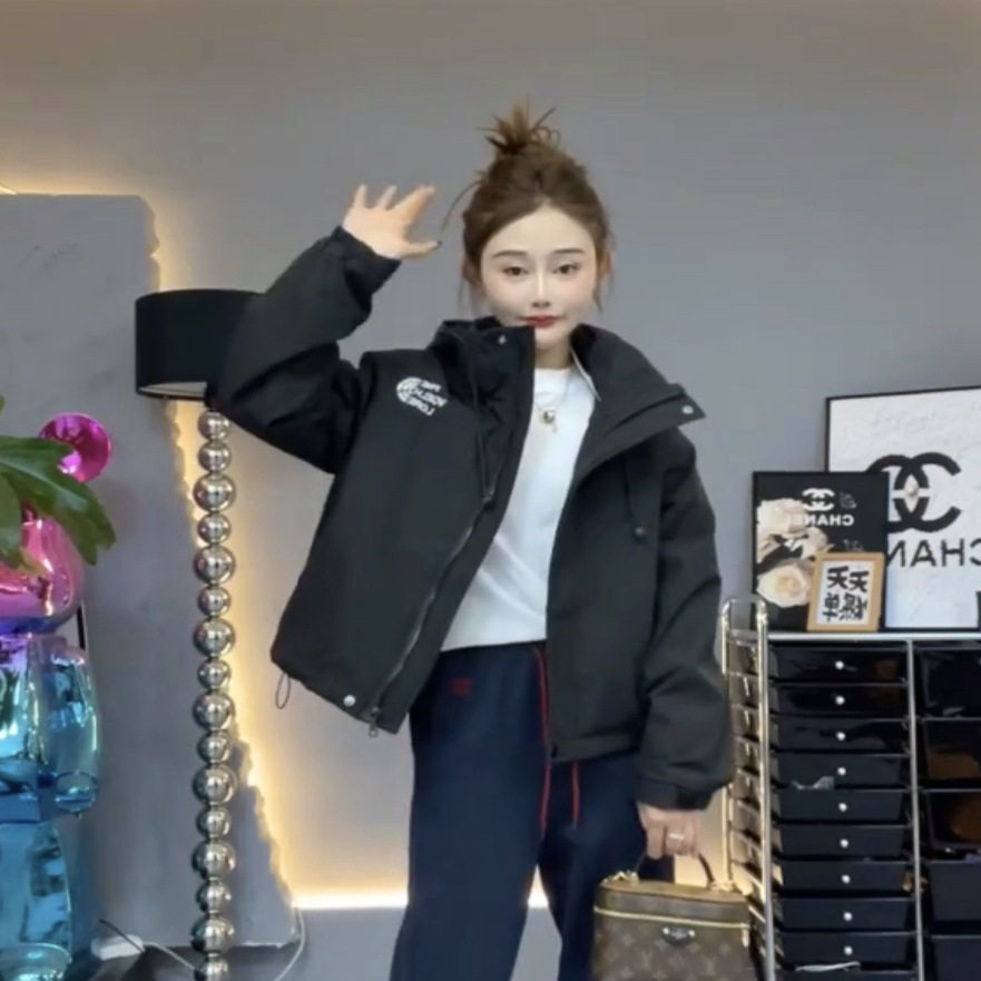 2025初冬薄棉衣外套短款休闲连帽防风冲锋衣夹棉夹克女士上衣百搭