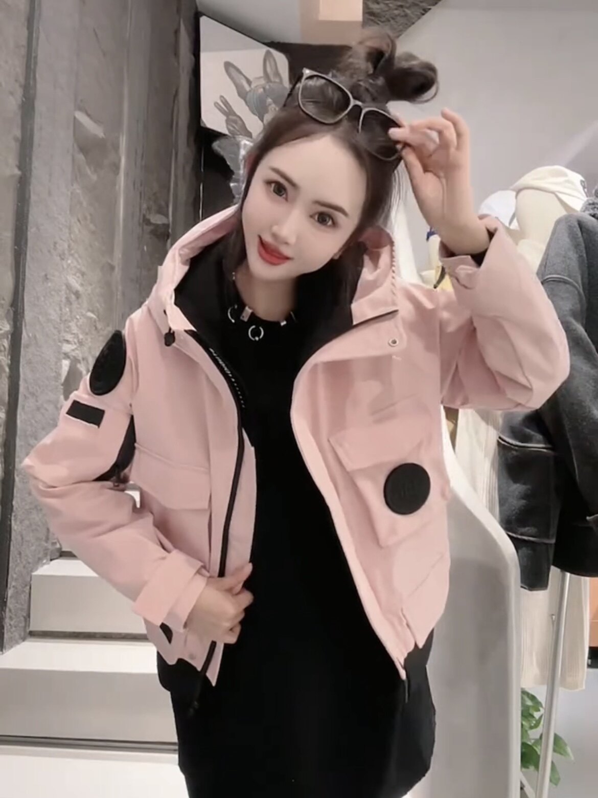 春秋季新品时尚设计感连帽假两件风衣外套女小众百搭派克服上衣女
