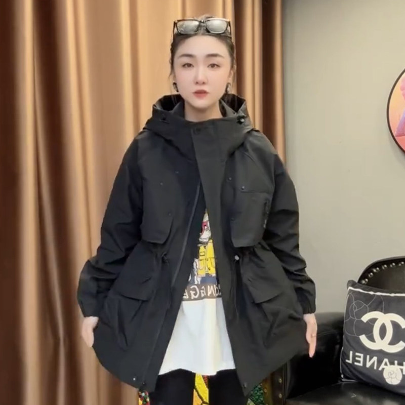 2025春秋中长款连帽户外冲锋衣夹克女士防水风衣外套派克服