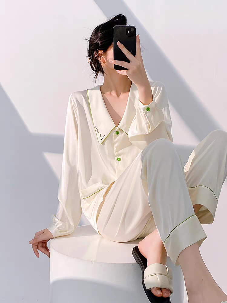 2025年新款睡衣女春秋长袖尖尖领两件套可外穿法式简约风家居服