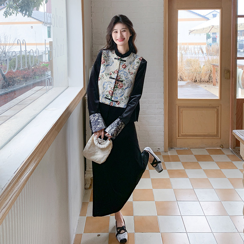 声雨竹黑色国风金丝绒洋装套装女2026春秋季新款新中式刺绣马甲两