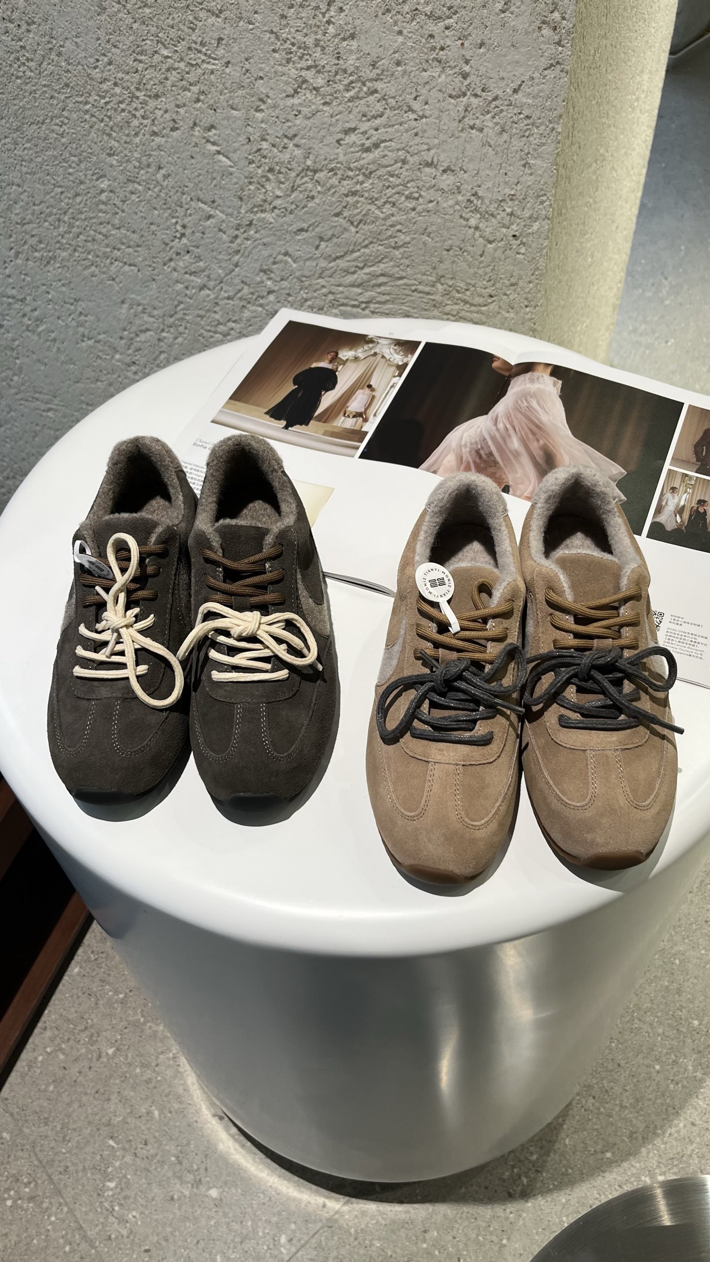 MONIZ/陌尼斯真皮加绒德训鞋女2025冬季保暖百搭复古休闲板鞋女鞋