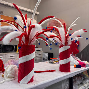 新年毛绒烟花桌面炮筒DIY手工美陈服装店拍照打卡炫彩焰火桶橱窗