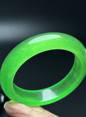 缅甸高冰种帝王绿方条大口径翠玉手镯玉石冰绿色玉石英岩手镯