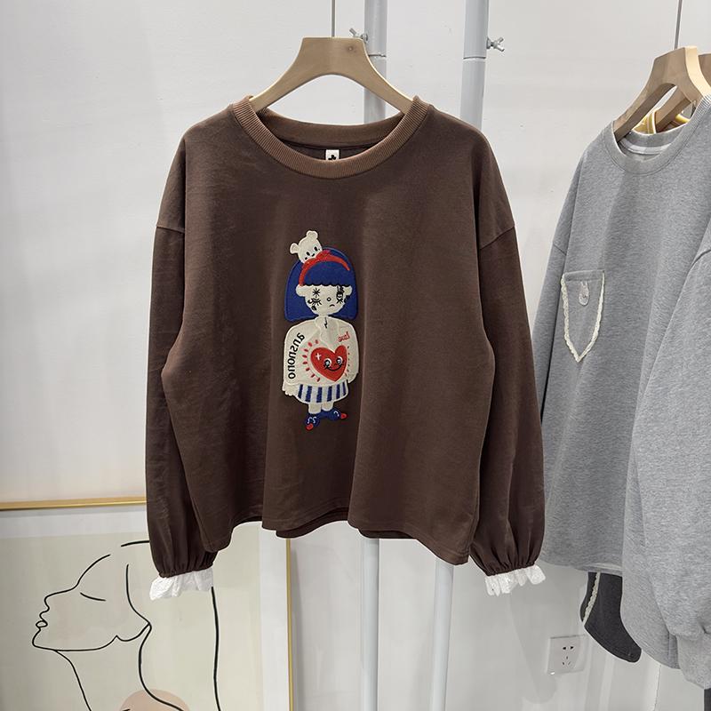 新款女T恤贴布绣咖啡色小宽松