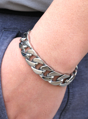 时尚霸气钛钢手链男士