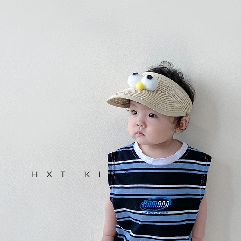 草编空顶帽大帽檐大眼睛造型