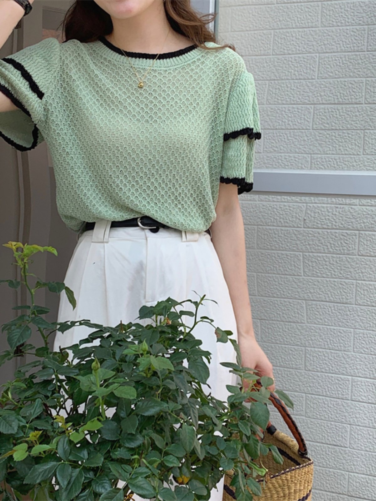 여성용 여름 얼음 실크 중공 스웨터 느슨한 트위스트 짧은 소매 라운드 넥 풀오버 솔리드 컬러 단순 얇은 반팔 티셔츠