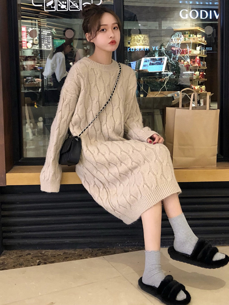 일본 게으른 스타일 복고풍 트위스트 니트 드레스 여성 가을 겨울 느슨한 디자인 틈새 기질 스웨터 스커트