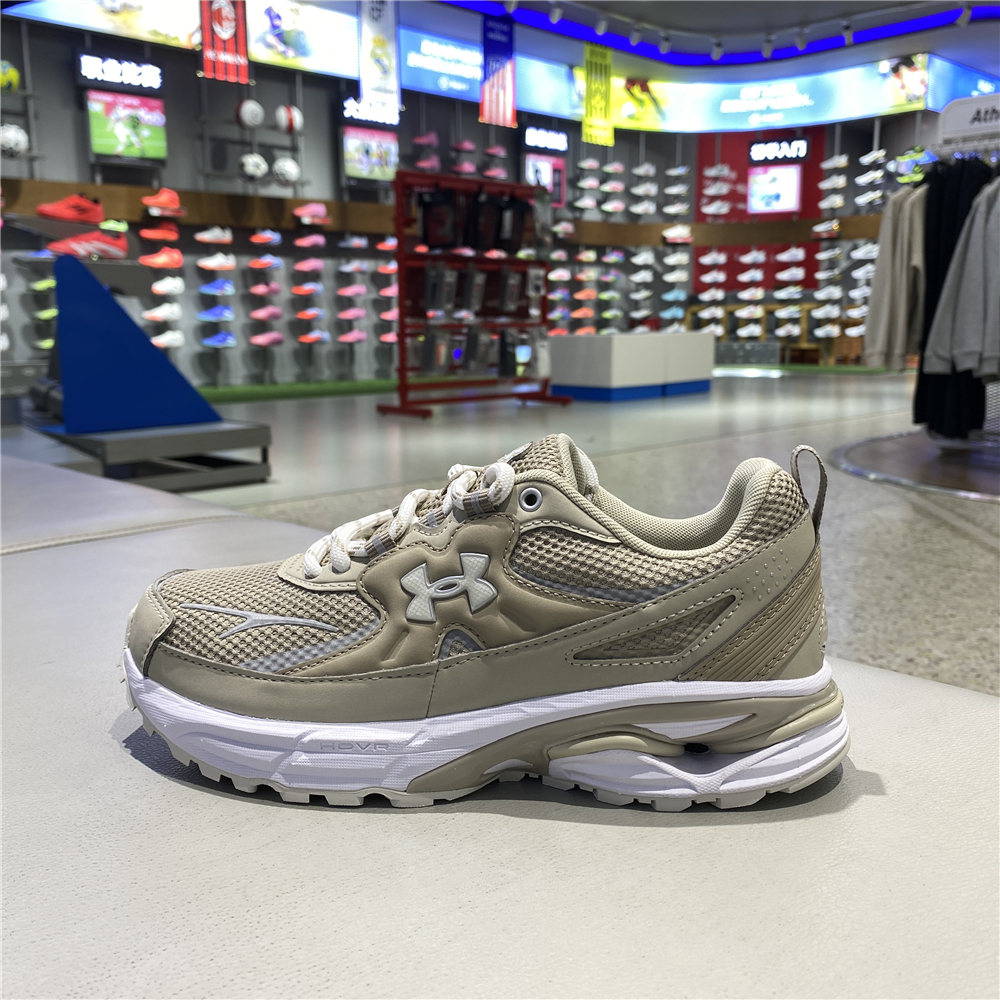 安德玛男女运动休闲鞋