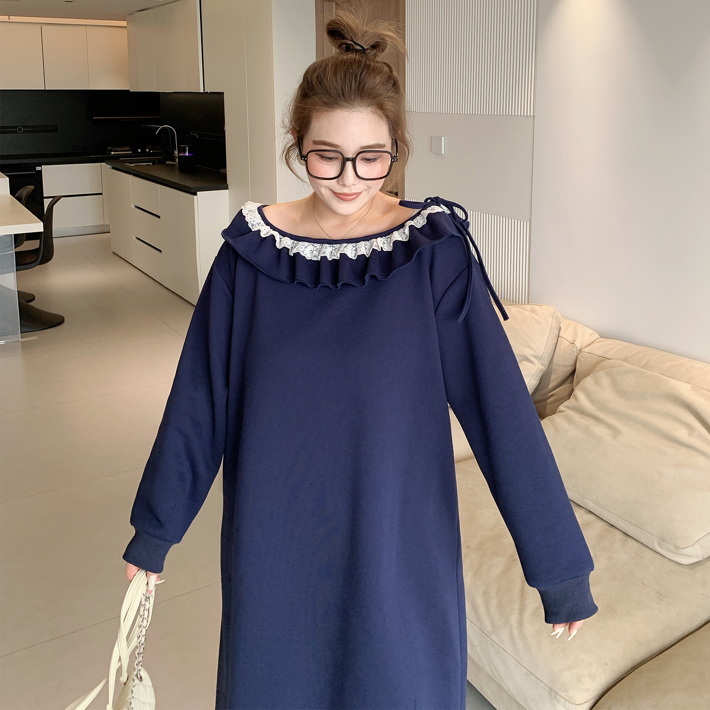 媛子家大码冬季气质宽松胖mm百搭加绒花边连衣裙女