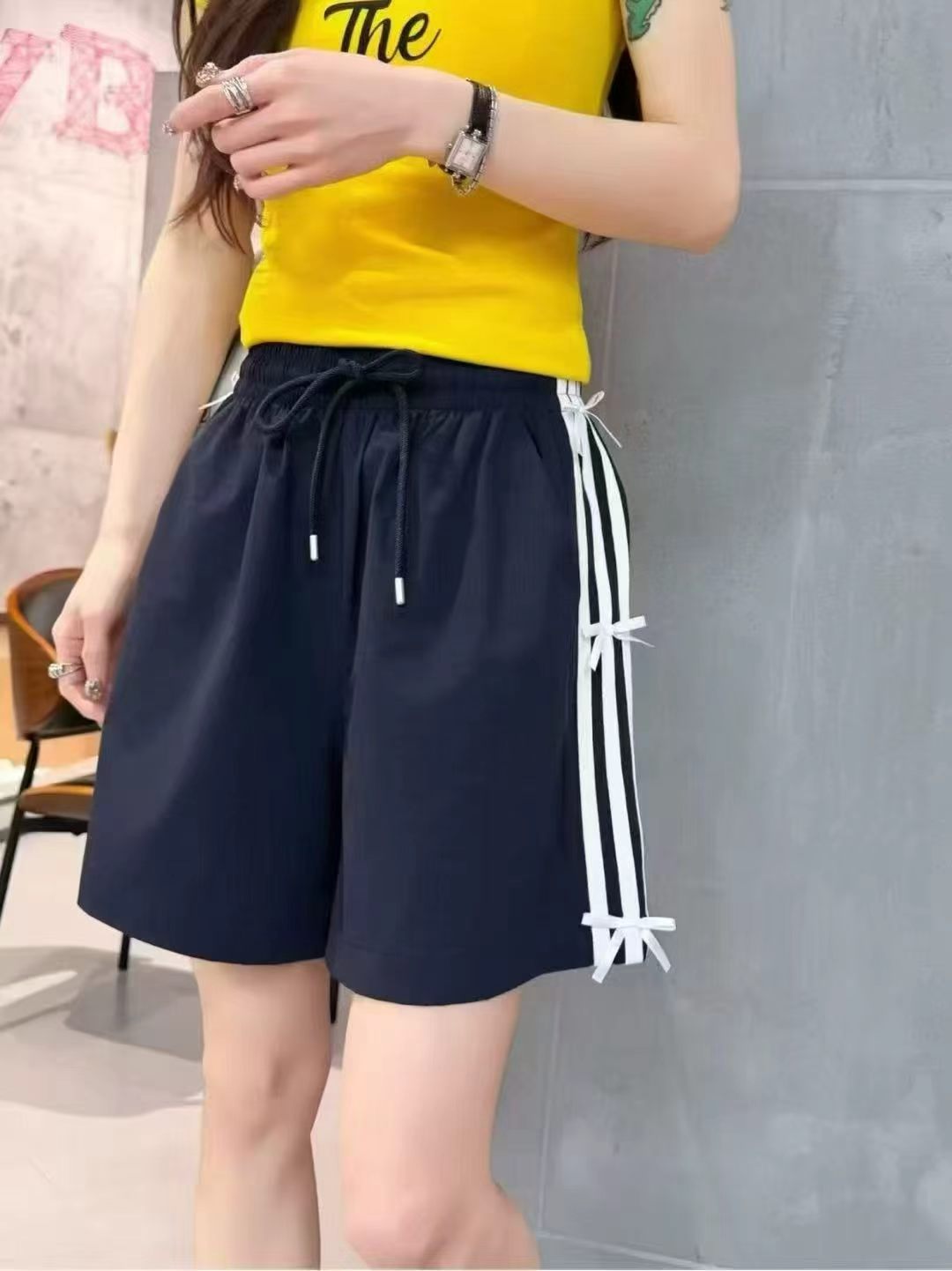 藏青短裤女童夏季2026新款儿童薄款裤子初中生女孩大童夏装速干裤