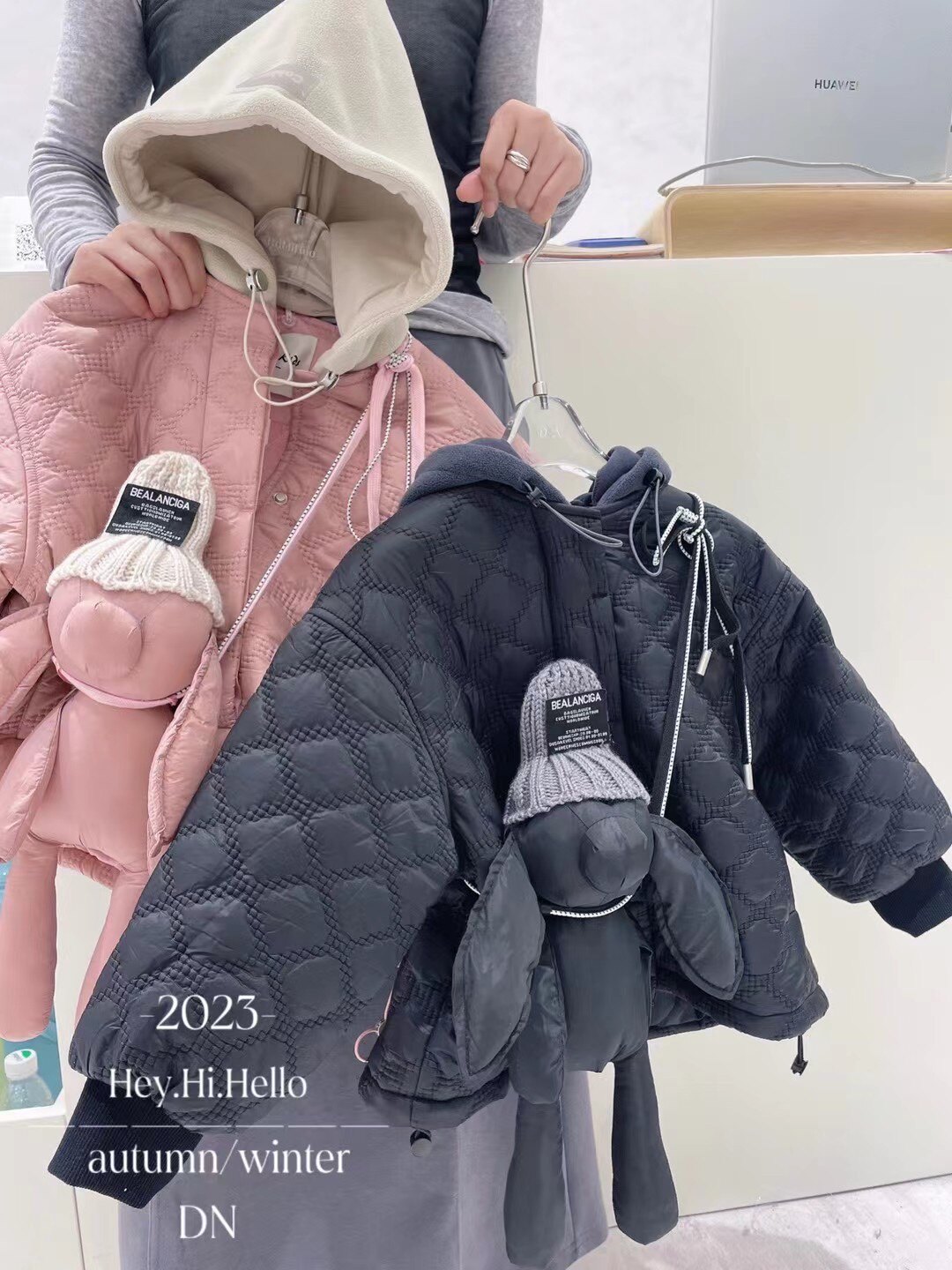bora品牌童装儿童23秋冬中大男童女童棉服连帽加棉潮童外套送公仔
