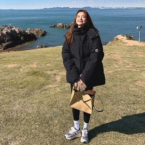 今年爆款时尚卡其色短款羽绒服女小个子2024年冬季新款白鸭绒外套图片