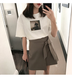 白色