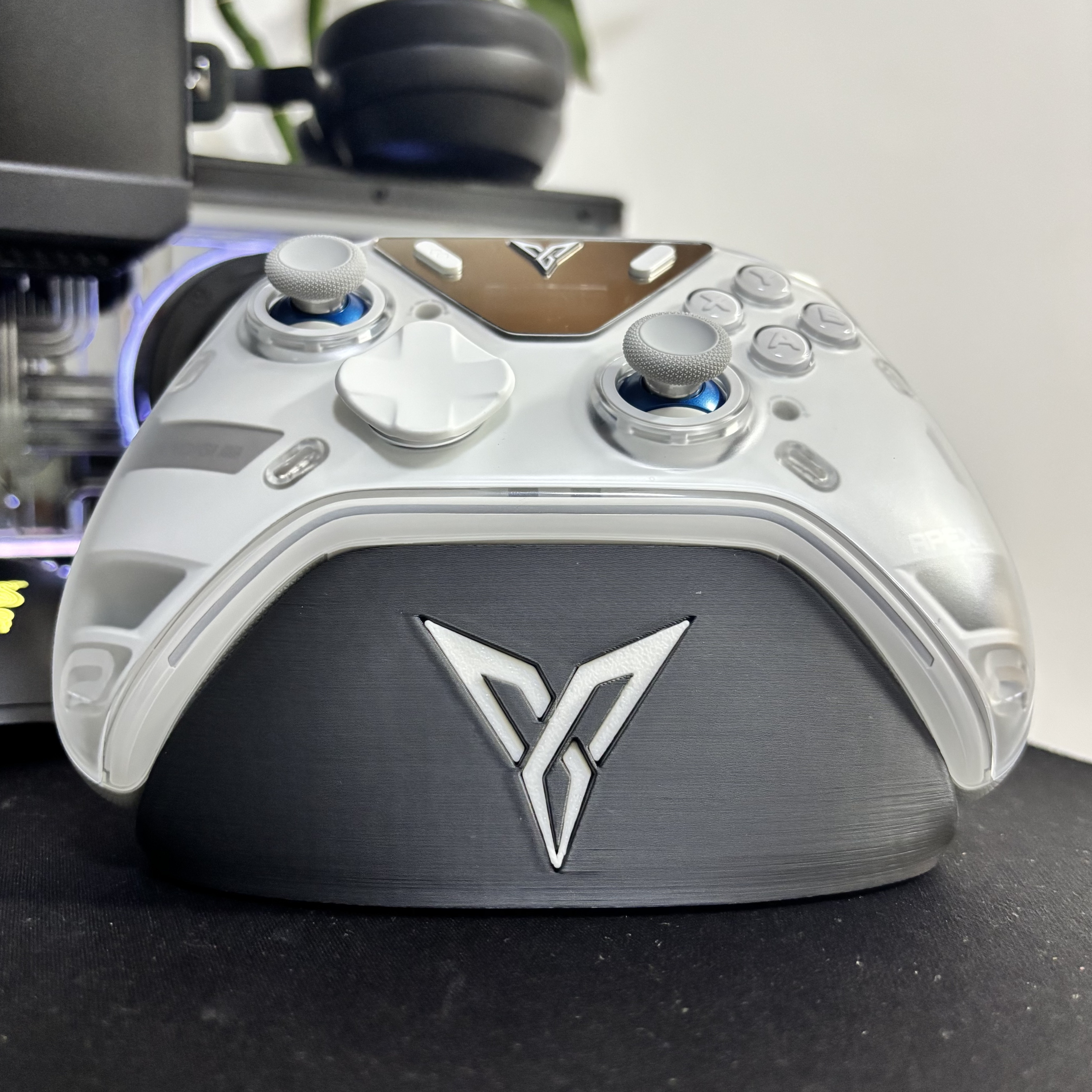 飞智八爪鱼5专用全贴合支架桌面摆件专用八爪鱼5底座新品上市