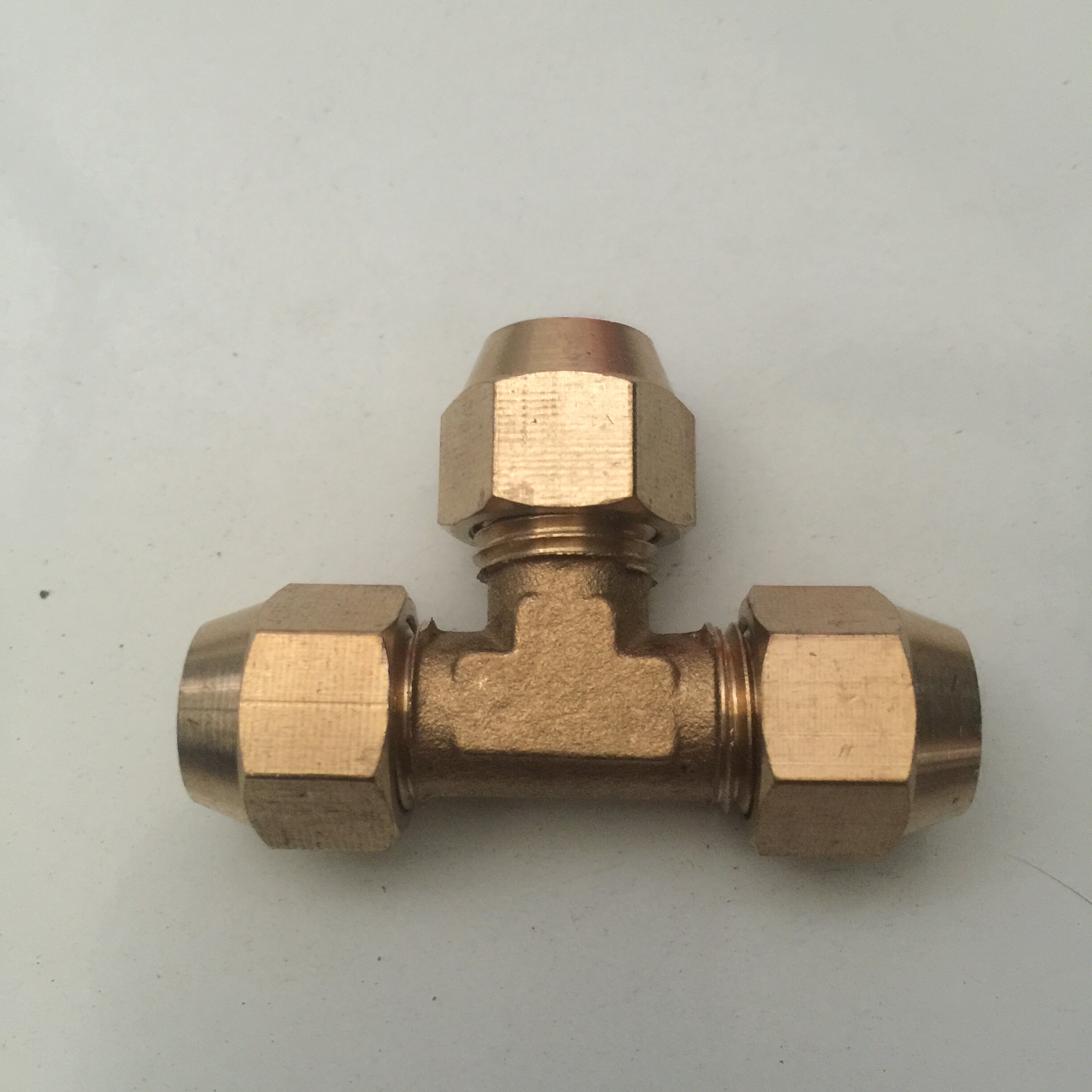 全铜扩口三通扩口三通喇叭口接头扩口式紫铜管接头油管三通铜接头