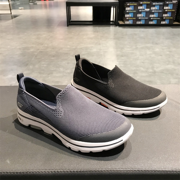 斯凯奇夏季新款男子透气低帮休闲鞋运动鞋一脚蹬网布健步鞋55500