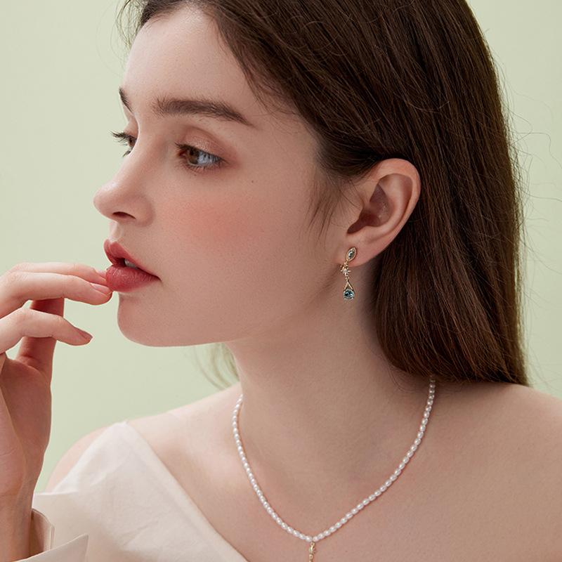 星芒镶钻水滴耳环2024年新款