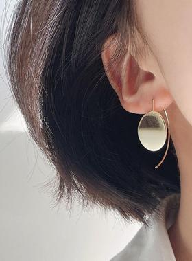 个性圆形亮片大耳钩韩国东大门冷淡风显脸瘦ins潮流圆片耳坠耳环