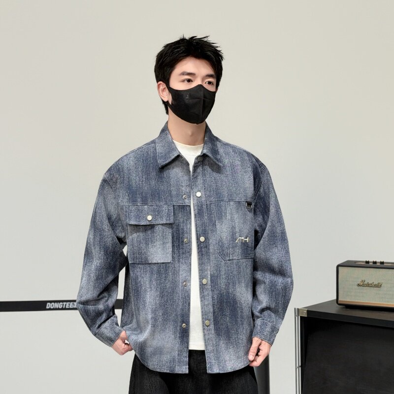春秋新款复古牛仔外套男长袖翻领按扣宽松时尚牛仔风外套潮