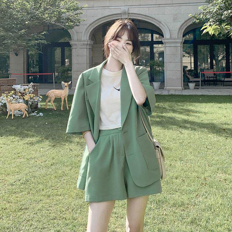 时尚小西装套装女士薄款2026夏季新款韩版休闲西服外套短裤两件套