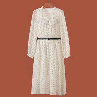 春装 木耳花边V领松紧腰连衣裙983 卡拉 539西湖阁老