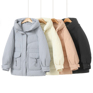 西湖阁老 冬装 爱心抽绳翻盖袋插肩袖 连帽羽绒服144 爱丽T