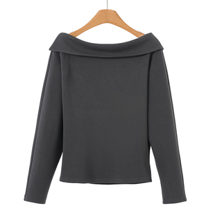 翻边一字领露锁骨蝙蝠袖 春装 卫衣343 文 499西湖阁老