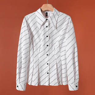 翻领单排扣褶皱收腰显瘦衬衫 春季 320 漠 479西湖阁老