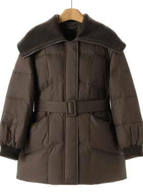 1499西湖阁老【妍B】冬装 针织拼接披肩领束口袖羽绒服608