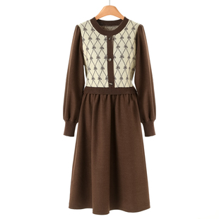 冬季 栖 菱格纹针织拼接系腰带连衣裙521 30%绵羊毛 999