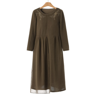 春冬 梦 重工刺绣圆领不规则拼接连衣裙212 21%绵羊毛 1390