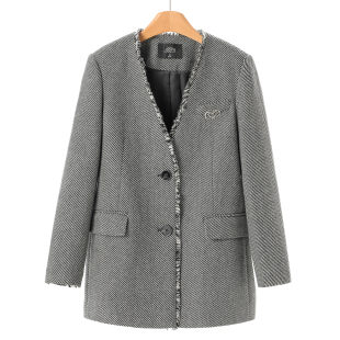 罗纹侧拼毛边V领条纹西装 79%绵羊毛 绍 冬装 外套119 都