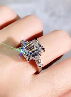 18K祖母绿形莫桑石钻戒女戒指异形5/10克拉全美方钻T方大钻