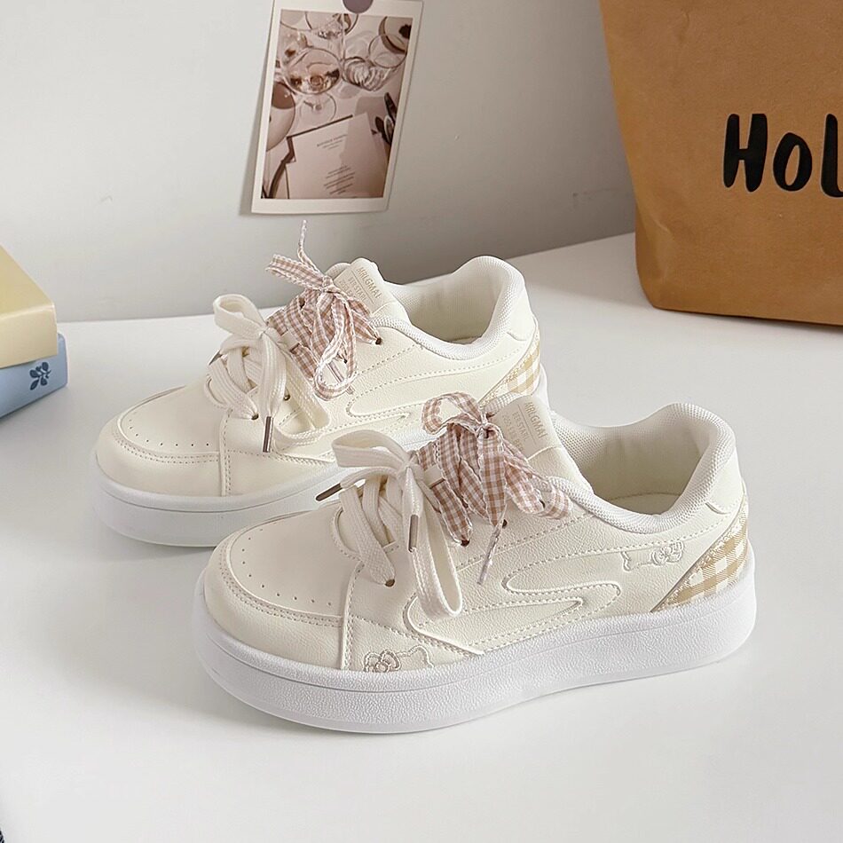 女童鞋子运动鞋2026新款春季中大童透气软底板鞋初中生百搭小白鞋