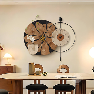 饭厅时钟壁画法式中古风2025年新款客厅钟表挂钟水培绿植装饰画灯